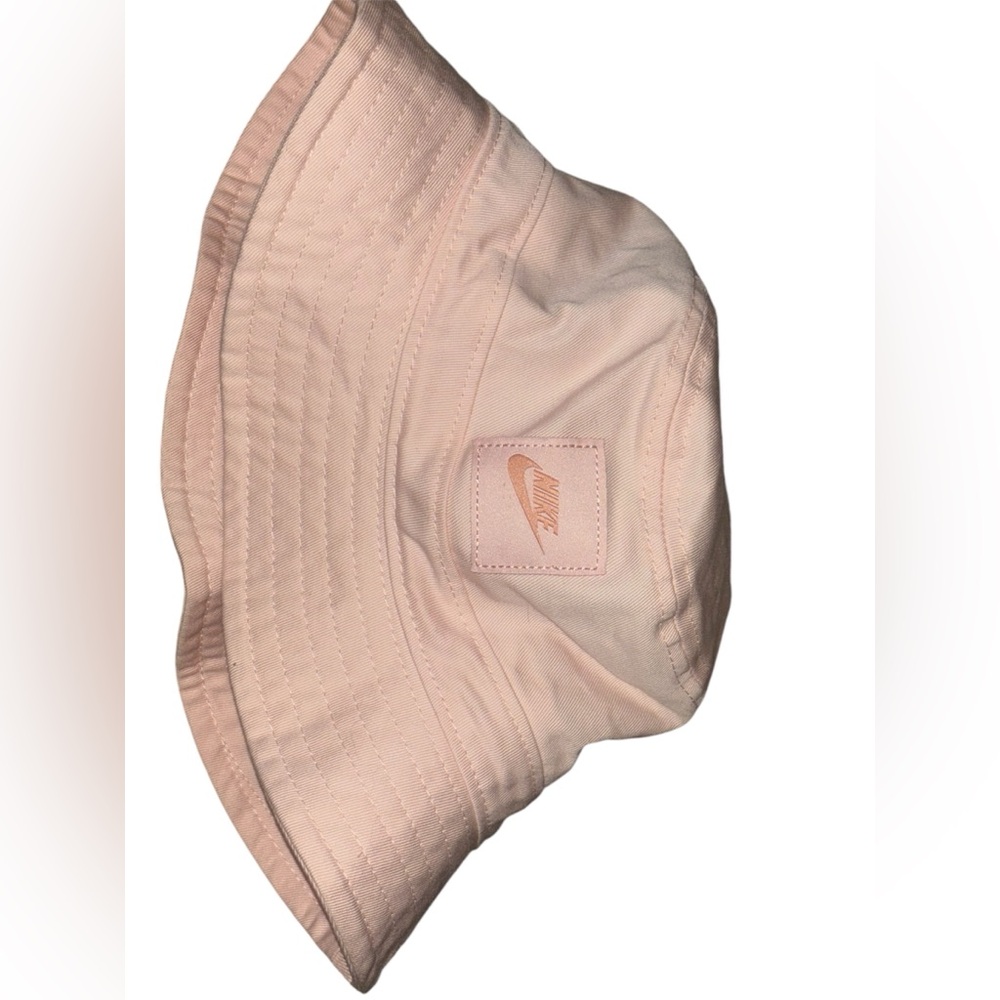 Cute Nike baby pink Bucket Hat 🩷